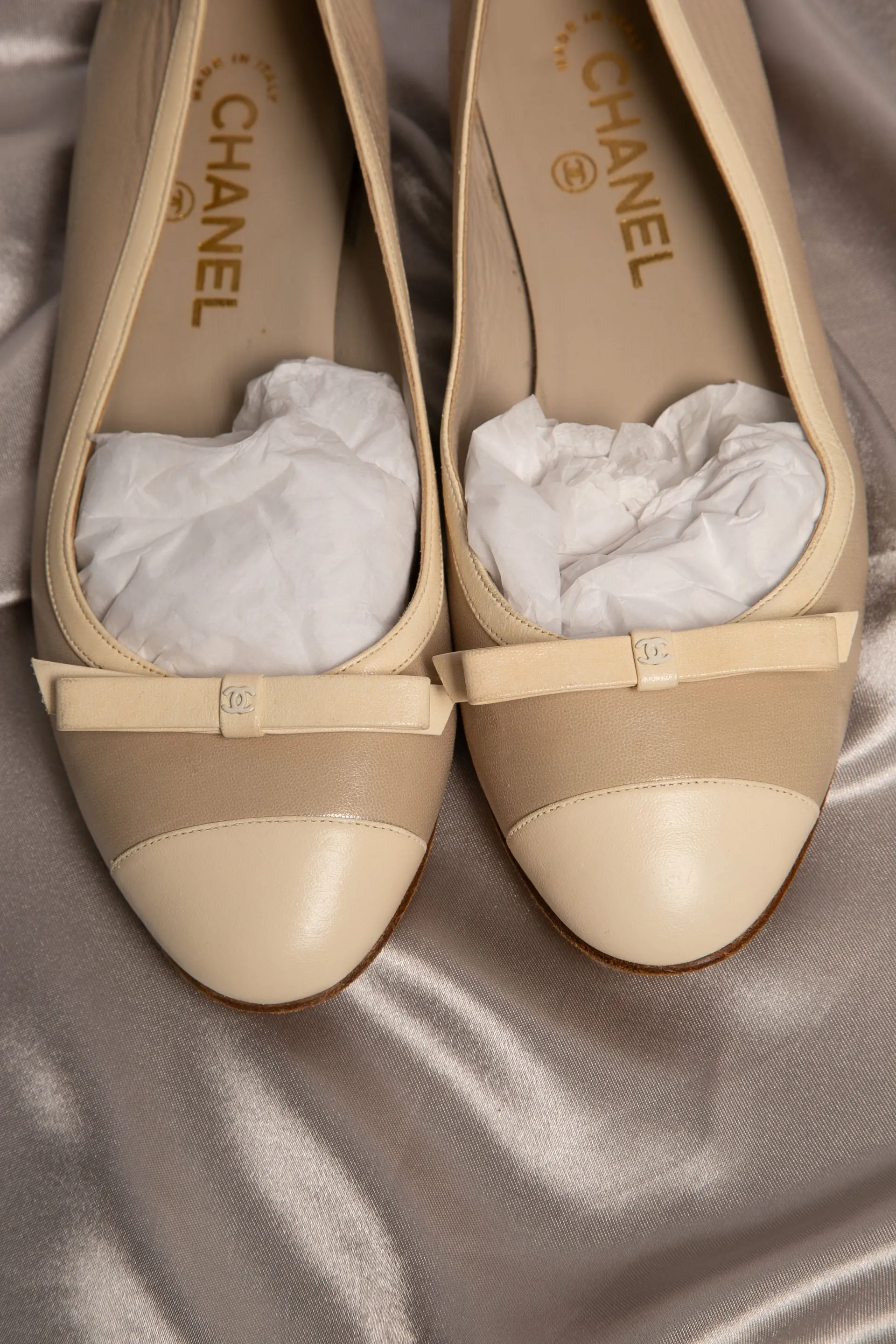 Extremely Rare CHANEL Beige Ballet Flats